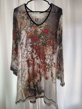 Cactus Floral & Animal Print V-Neck Tunic - Red, Green, Brown, Black xl